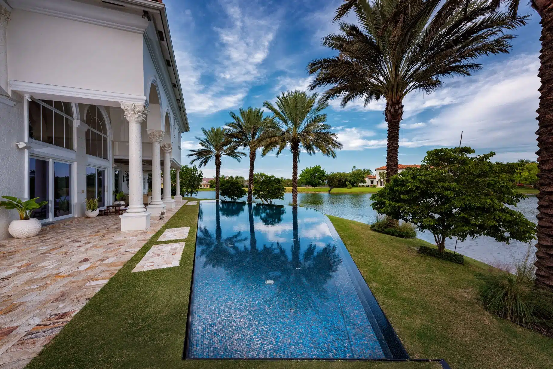 Professional Pool Cleaning in Royal Palm Beach FL